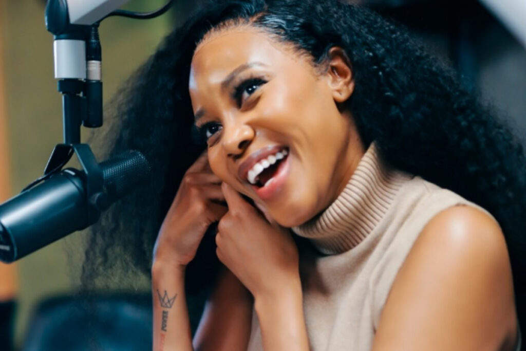U-Lootlove uyaziqhenya ngokuthi “banesibindi futhi bazivumelanise kahle kakhulu.”